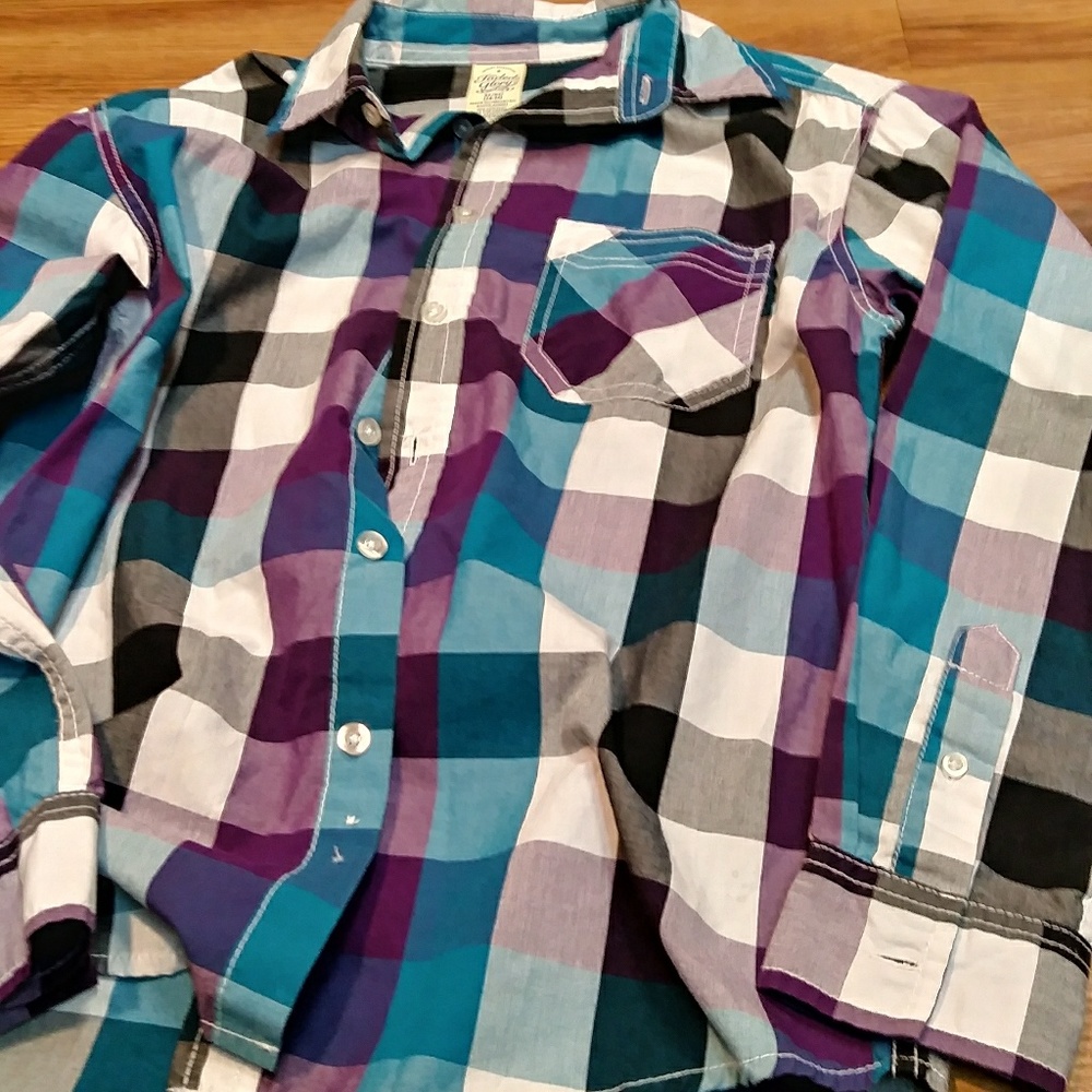 Feded glory shirt. Boy